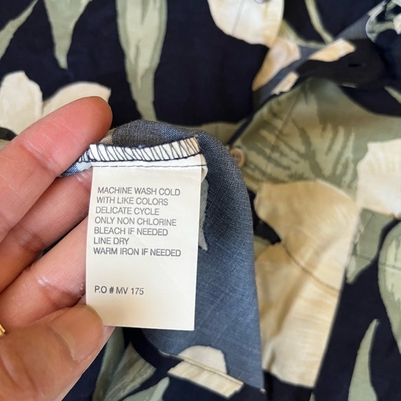 Natural Issue Men’s XL Hawaiian Vintage Rayon Shirt Navy Cream Floral - Picture 6 of 11